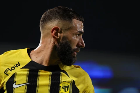 مباراة لا تقبل الخسارة.. اتحاد جدة يدخل لقاء الشرطة بدون بنزيما وبيرجوين